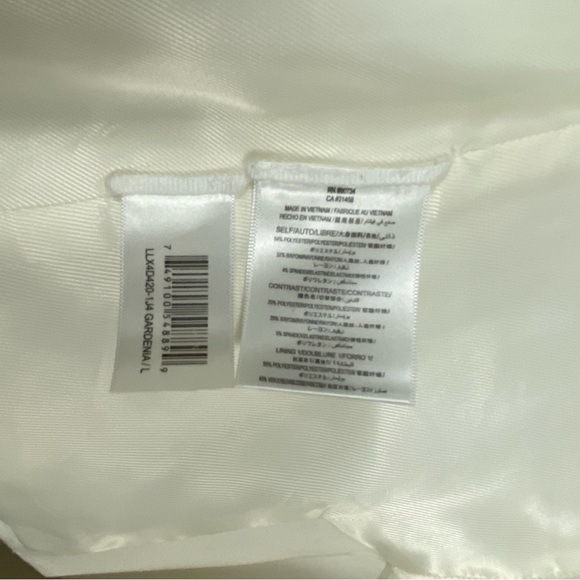 NWT BCBGMaxAzria Fay Single Button Tuxedo Style Jacket Gardenia Off White Large - Picture 5 of 9